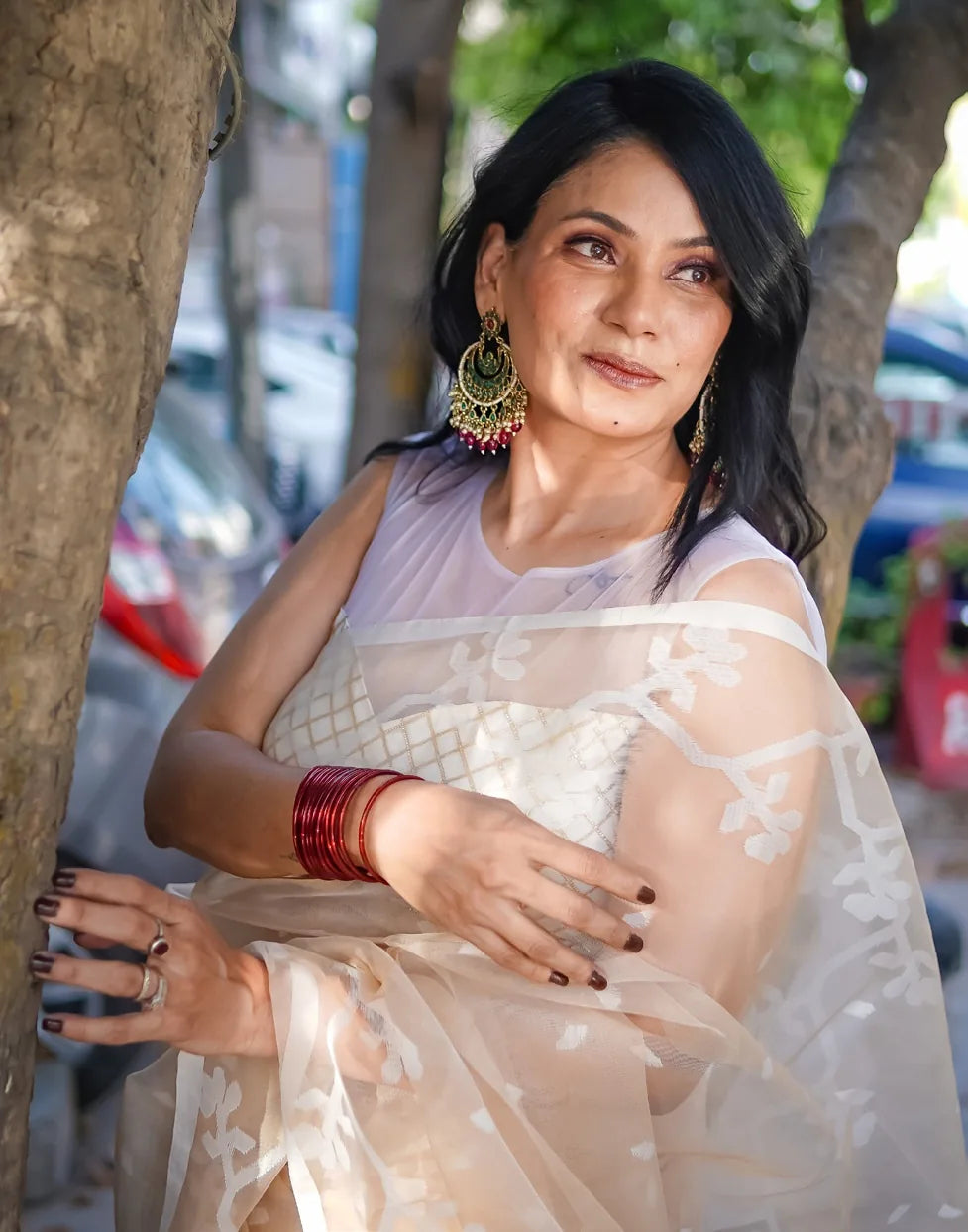 White Sleeveless Blouse